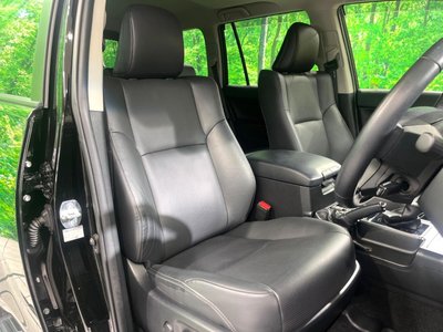 TOYOTA LAND CRUISER PRADO - 9