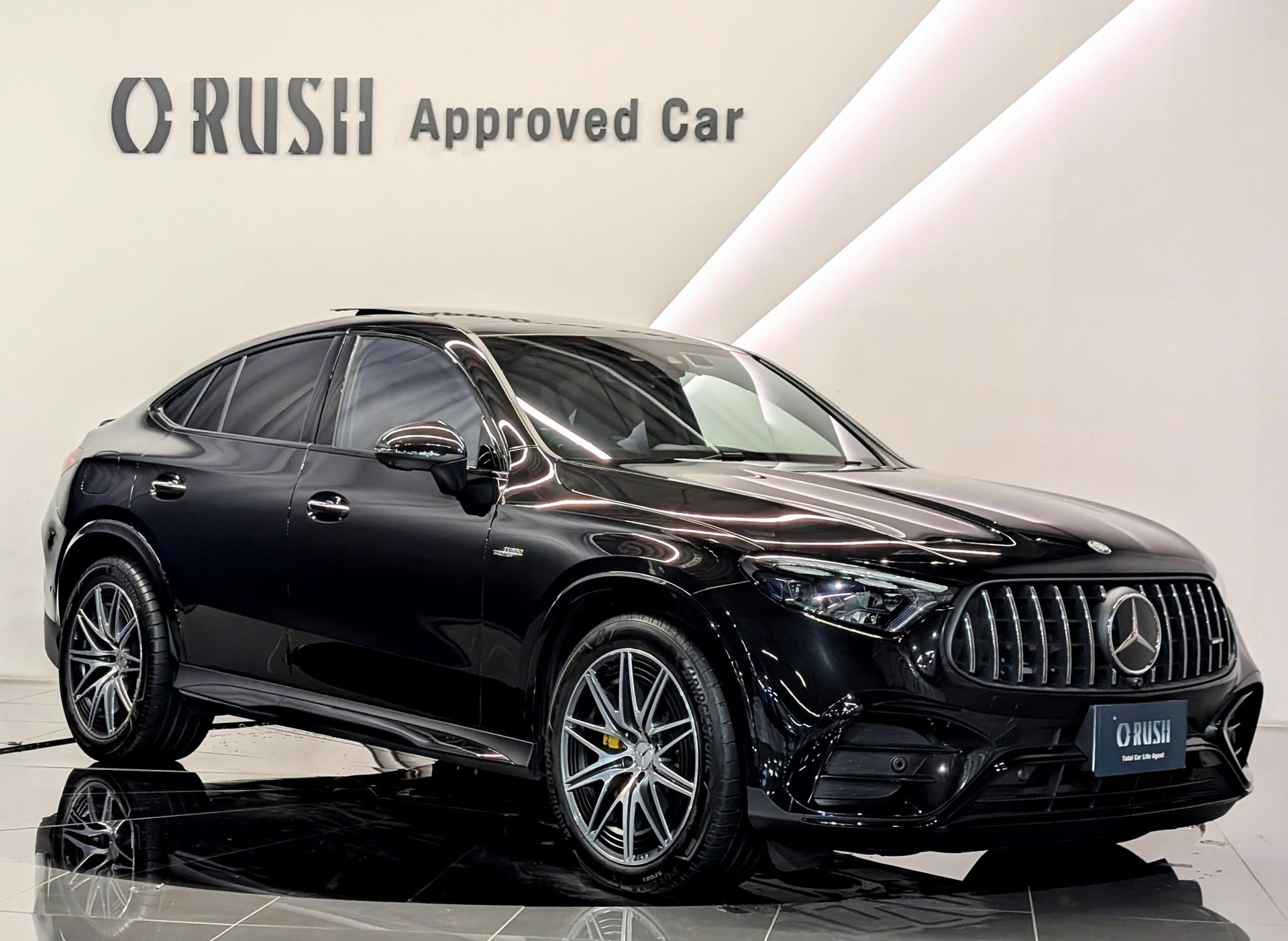 MERCEDES-BENZ GLC COUPE AMG - View 1