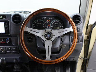 2014 Toyota LAND CRUISER 70 缩略图 11