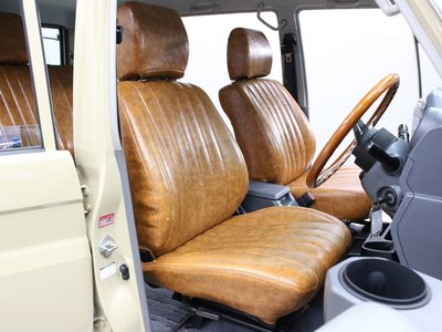 2014 Toyota LAND CRUISER 70 缩略图 20