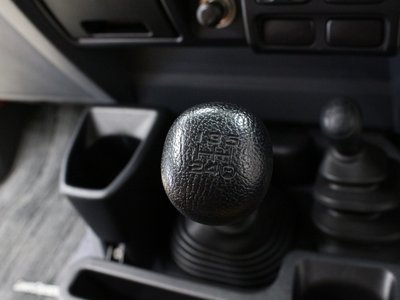 2014 Toyota LAND CRUISER 70 缩略图 37