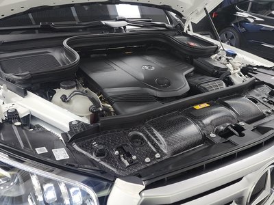 MERCEDES-BENZ GLS - 7