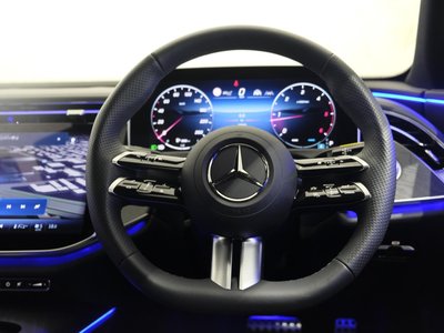2025 Mercedes-BENZ E-CLASS 照片 7