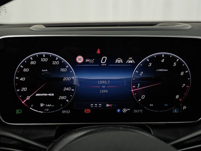 2025 Mercedes-BENZ GLC — миниатюра 11