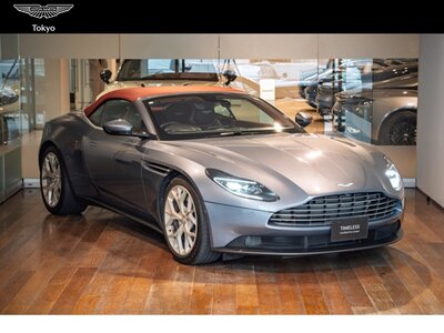 ASTON MARTIN DB11 VOLANTE