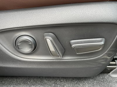 2024 Toyota LAND CRUISER 250 thumbnail 24