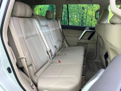 TOYOTA LAND CRUISER PRADO - 9