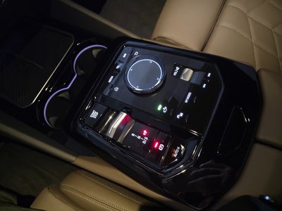 BMW 5 SERIES - 9