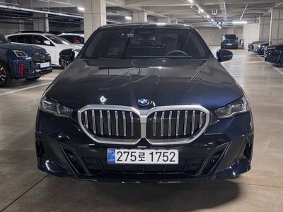 BMW 5 SERIES - 2