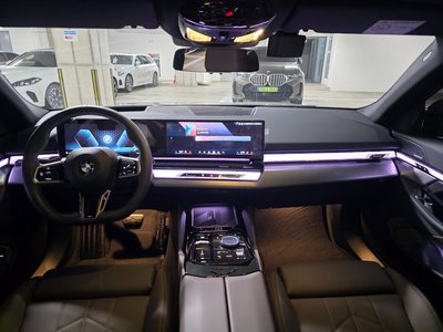 BMW 5 SERIES - 5