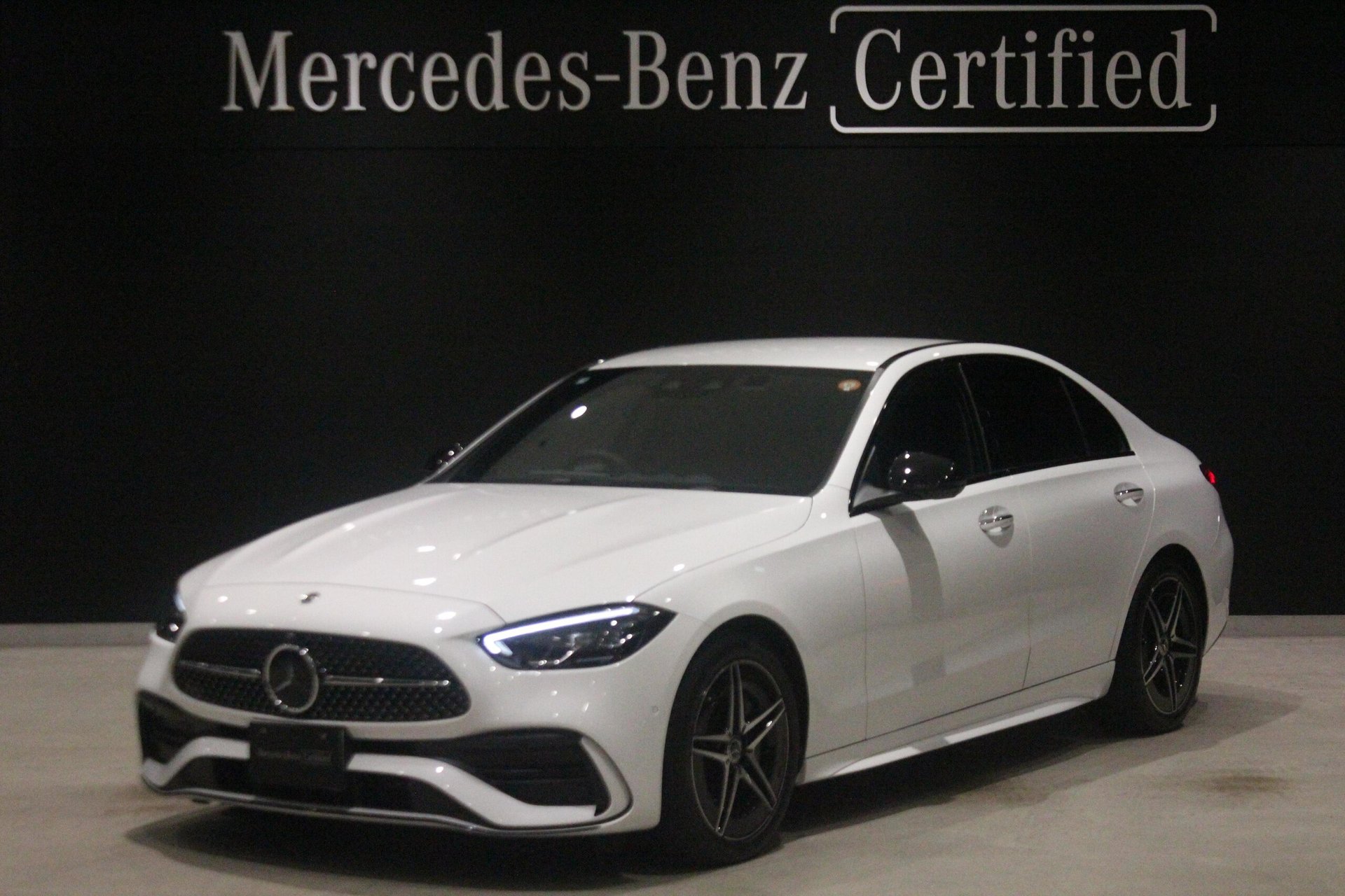 MERCEDES-BENZ C-CLASS - View 1