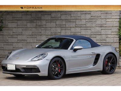 PORSCHE 718 BOXSTER