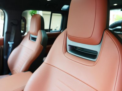 2025 LAND Rover DEFENDER 缩略图 32