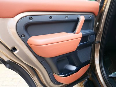 2025 LAND Rover DEFENDER 缩略图 28