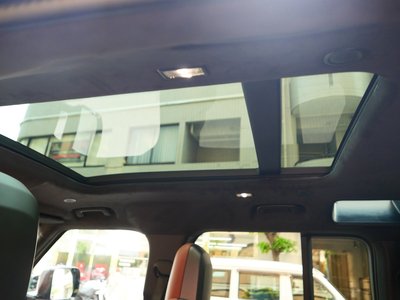 2025 LAND Rover DEFENDER 缩略图 25