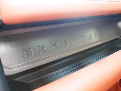 2025 LAND Rover DEFENDER 缩略图 31