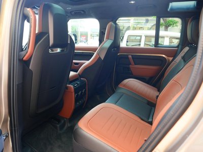 2025 LAND Rover DEFENDER 缩略图 24