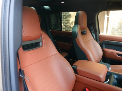 2025 LAND Rover DEFENDER 缩略图 36