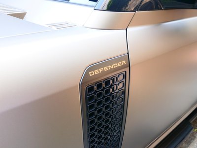 2025 LAND Rover DEFENDER 缩略图 23