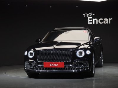 2021 Bentley FLYING SPUR photo 2