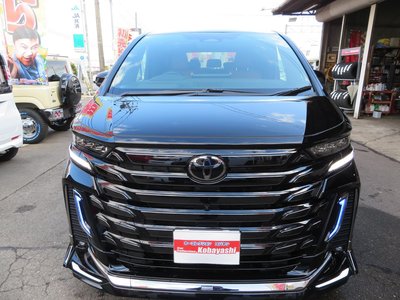 TOYOTA VELLFIRE - 1