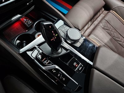 BMW 6 SERIES GT - 9