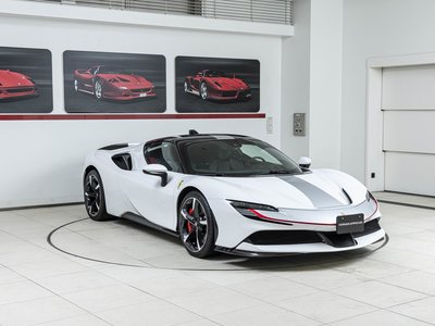 FERRARI SF90 STRADALE - 5