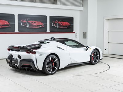 FERRARI SF90 STRADALE - 7