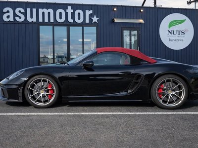 PORSCHE 718 SPYDER - 4