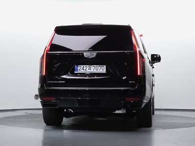 2023 Cadillac ESCALADE 5TH GENERATION 照片 3