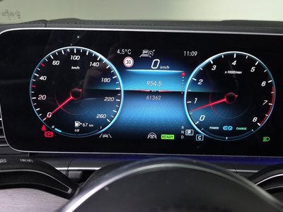 MERCEDES-BENZ GLS - 8