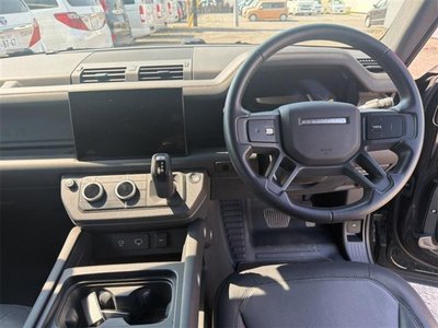 LAND ROVER DEFENDER - 5