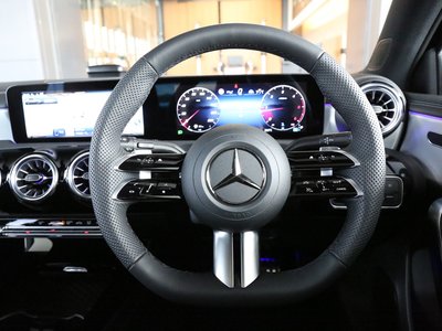 MERCEDES-BENZ A-CLASS - 10