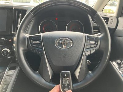 2022 Toyota ALPHARD — миниатюра 19