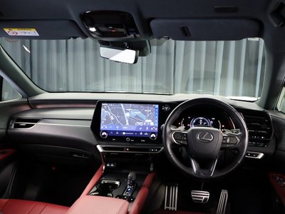 LEXUS RX - 9