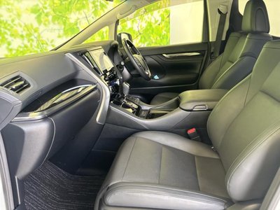 2023 Toyota ALPHARD photo 7