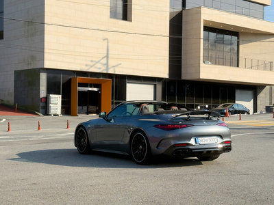 MERCEDES-BENZ SL - 1