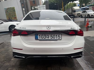 MERCEDES-BENZ E-CLASS - 7