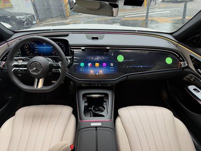 MERCEDES-BENZ E-CLASS - 8