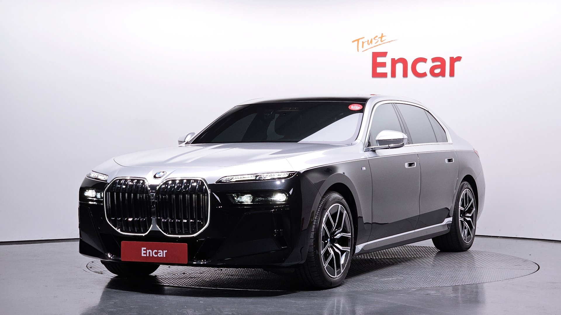 BMW 7 SERIES - View 1