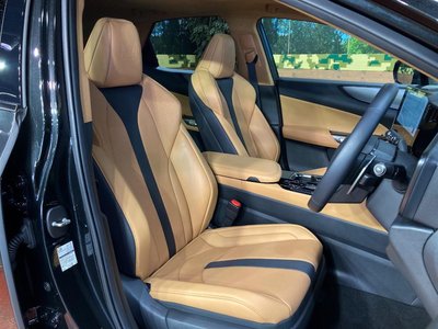 LEXUS NX - 9