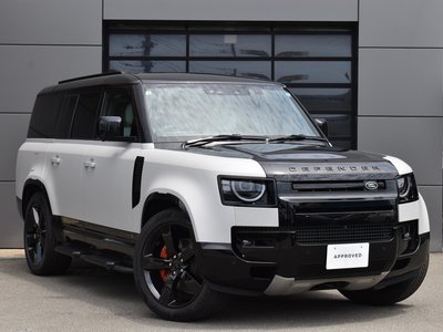 LAND ROVER DEFENDER - 7
