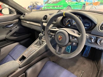 2024 Porsche 718 缩略图 19