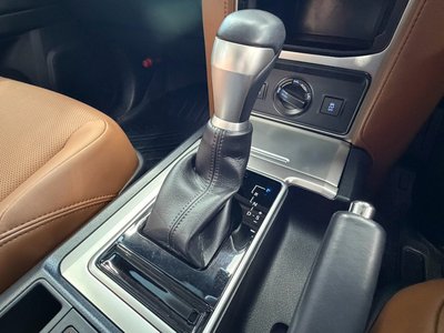 صورة مصغرة 48 لـ 2022 Toyota LAND CRUISER PRADO
