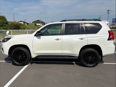 صورة مصغرة 17 لـ 2022 Toyota LAND CRUISER PRADO