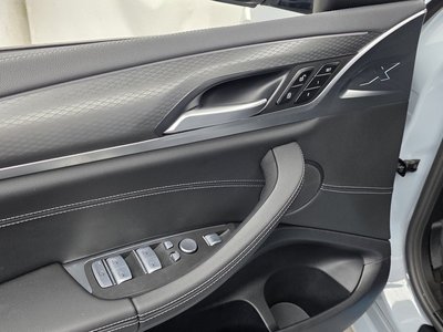 2025 BMW X4 — миниатюра 28