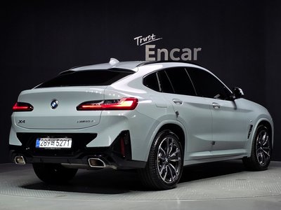 صورة 4 لـ 2025 BMW X4
