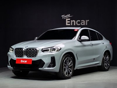 صورة 1 لـ 2025 BMW X4