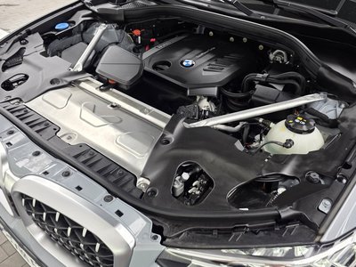 صورة 7 لـ 2025 BMW X4