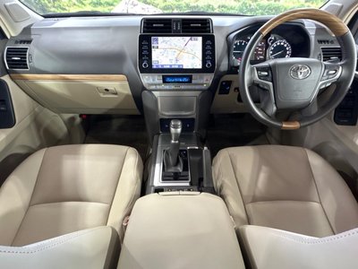 TOYOTA LAND CRUISER PRADO - 2